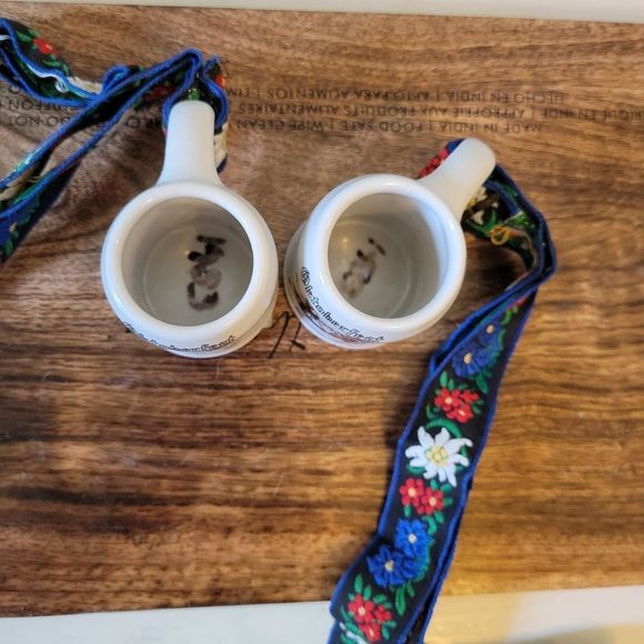 Oktoberfest Vintage Beer Tasting Shot Mugs Vintage Lanyard Set of 2 - Picture 4 of 7